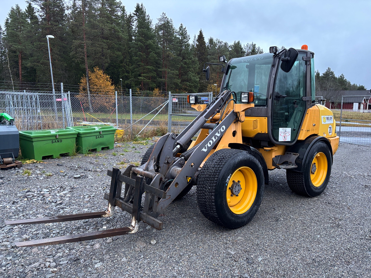 Volvo L25 B-P - 휠 로더 : 사진 1 Volvo L25 B-P - 휠 로더 : 사진 1