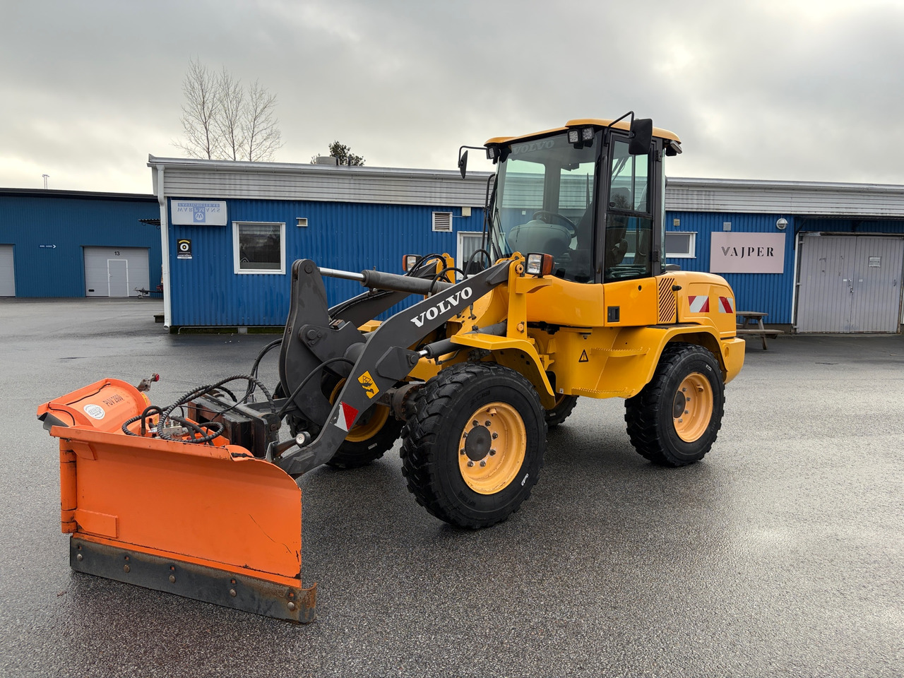 Volvo L30G - 휠 로더 : 사진 1 Volvo L30G - 휠 로더 : 사진 1