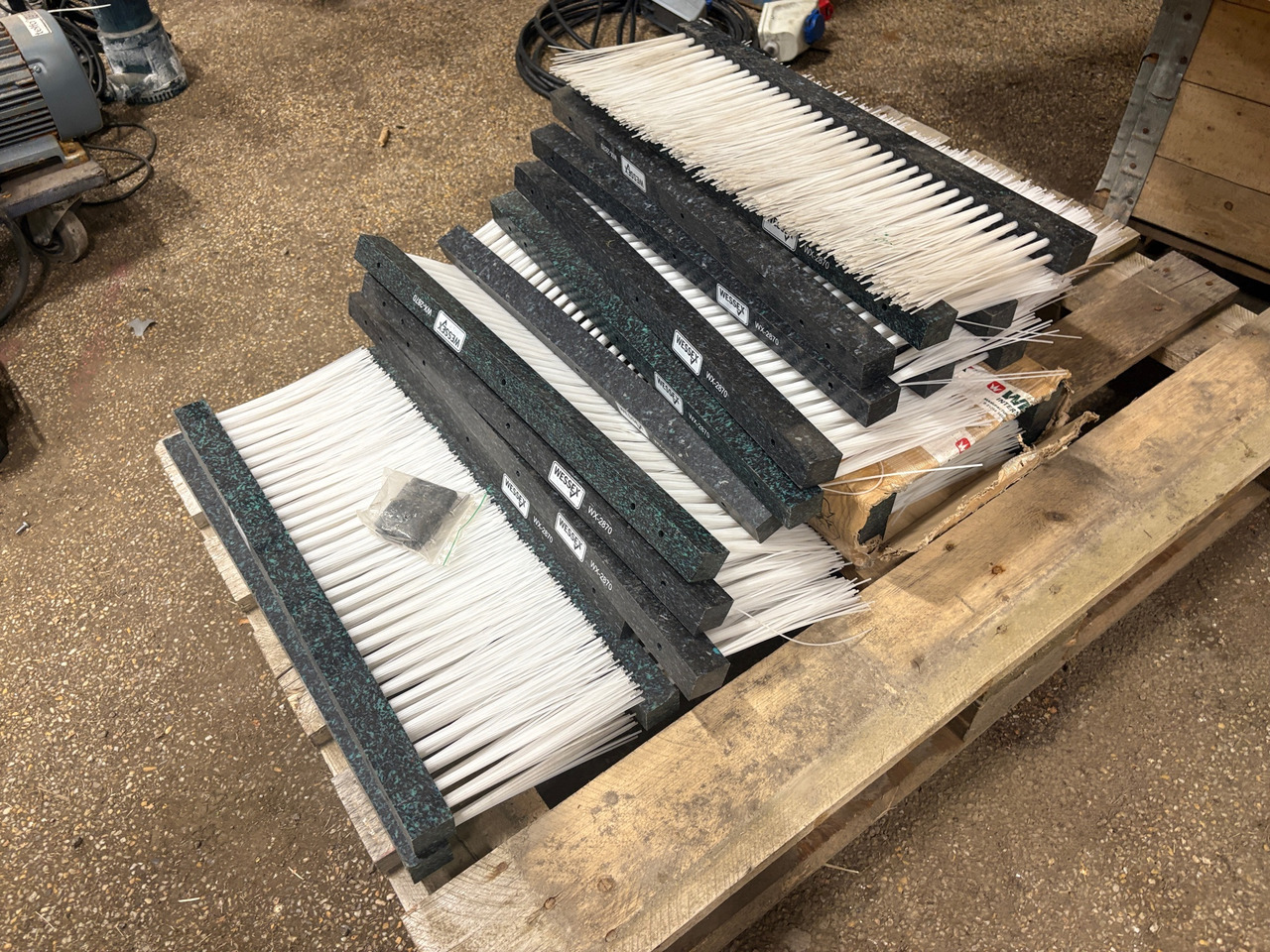 WX 2870 - 건설장비 : 사진 1 WX 2870 - 건설장비 : 사진 1