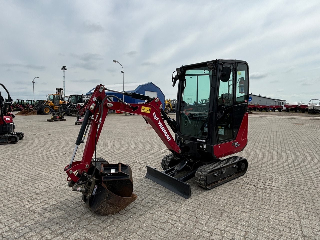 Yanmar SV15VT - 굴착기 : 사진 1 Yanmar SV15VT - 굴착기 : 사진 1