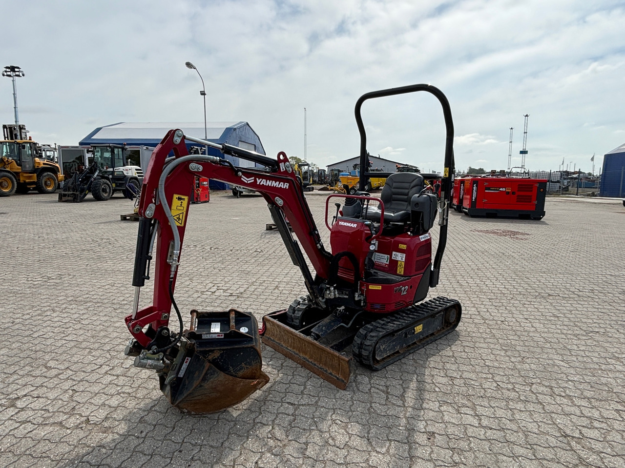 Yanmar VIO12-2A - 굴착기 : 사진 1 Yanmar VIO12-2A - 굴착기 : 사진 1