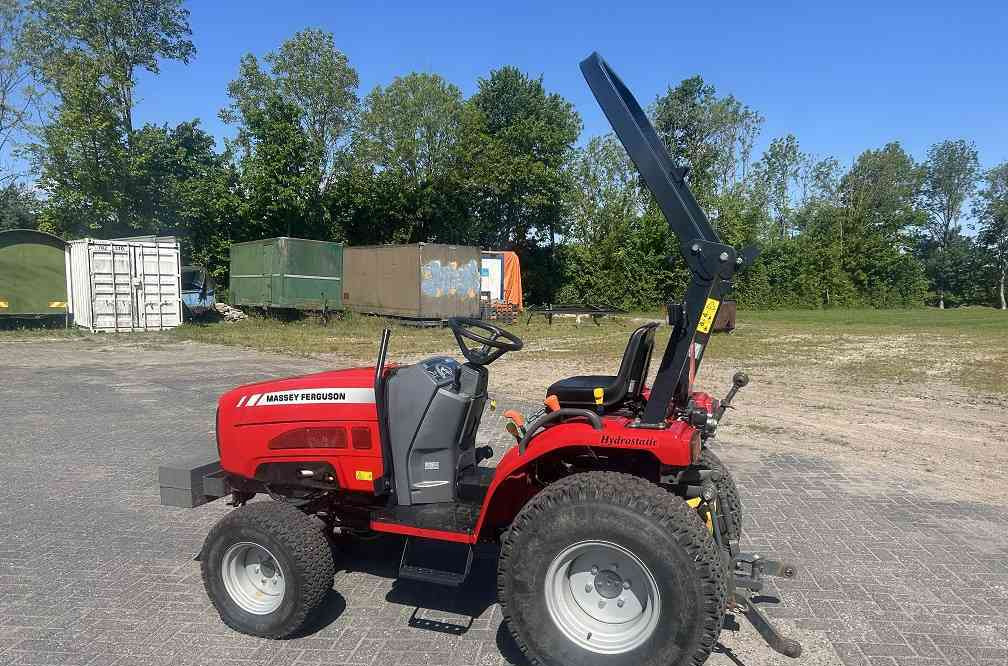 Massey Ferguson 1525 hydrostaat - 장궤형 트랙터 : 사진 2 Massey Ferguson 1525 hydrostaat - 장궤형 트랙터 : 사진 2