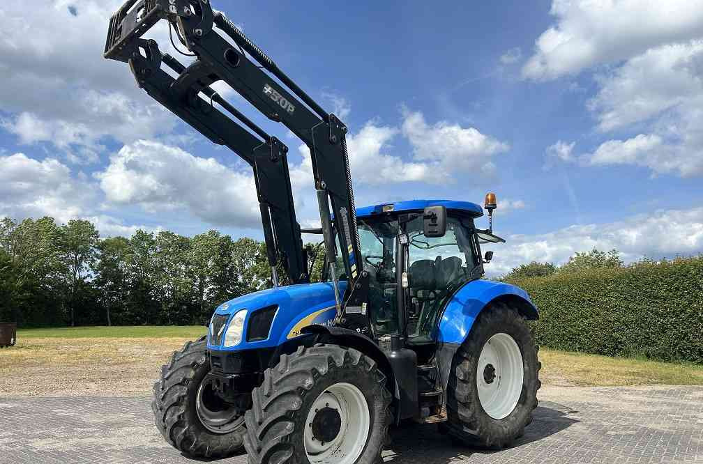 New Holland TSA 125, frontlader - 장궤형 트랙터 : 사진 1 New Holland TSA 125, frontlader - 장궤형 트랙터 : 사진 1
