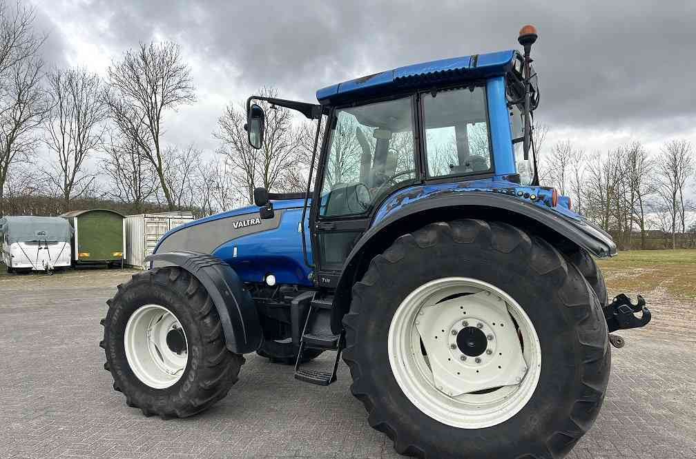 Valtra T130 trekker - 장궤형 트랙터 : 사진 2 Valtra T130 trekker - 장궤형 트랙터 : 사진 2
