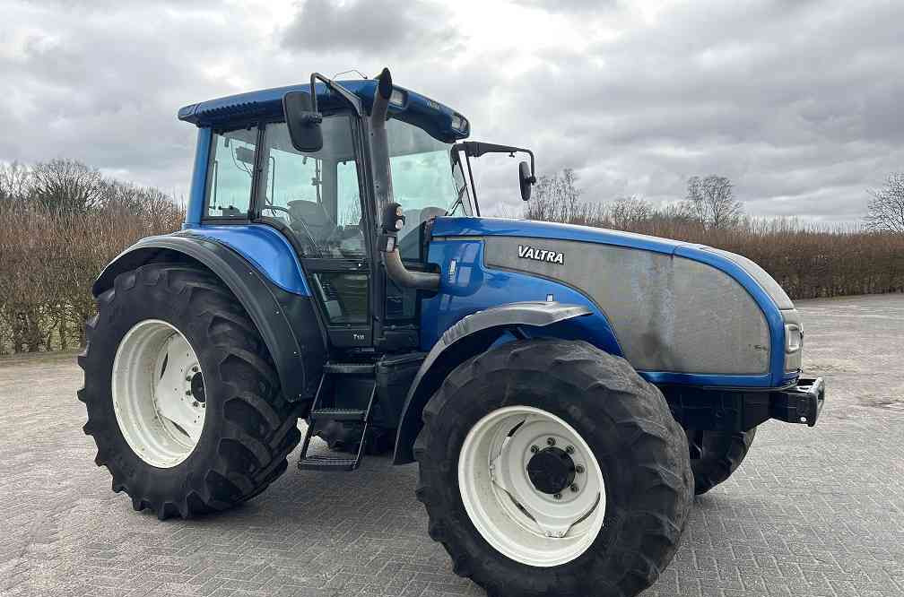 Valtra T130 trekker - 장궤형 트랙터 : 사진 4 Valtra T130 trekker - 장궤형 트랙터 : 사진 4