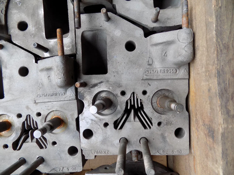 Deutz onderdelen motor - 엔진 : 사진 2 Deutz onderdelen motor - 엔진 : 사진 2