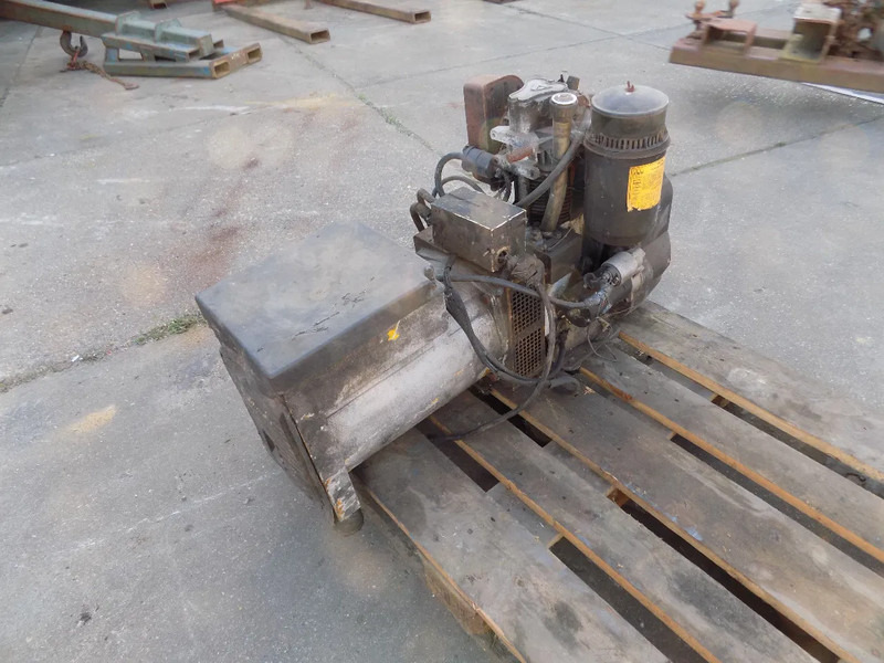 Lamborghini hatz generator - 발전기 세트 : 사진 1 Lamborghini hatz generator - 발전기 세트 : 사진 1