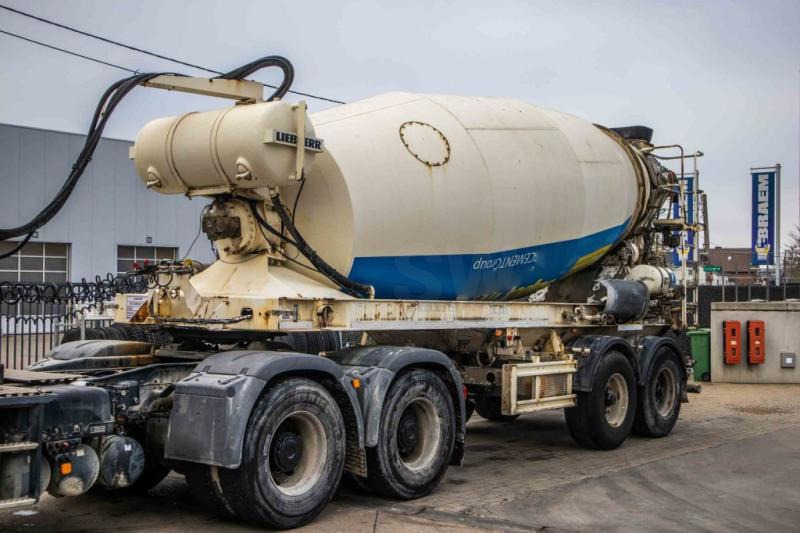 Liebherr LIEBHERR BETON MIXER/MALAXEUR/MISCHER 12M3 - 콘크리트 믹서 세미 트레일러 : 사진 5 Liebherr LIEBHERR BETON MIXER/MALAXEUR/MISCHER 12M3 - 콘크리트 믹서 세미 트레일러 : 사진 5