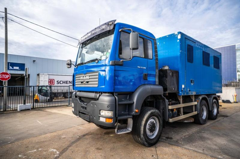 MAN TGA 33.363 FDAK- 6x6 + LABO - 박스 트럭 : 사진 1 MAN TGA 33.363 FDAK- 6x6 + LABO - 박스 트럭 : 사진 1