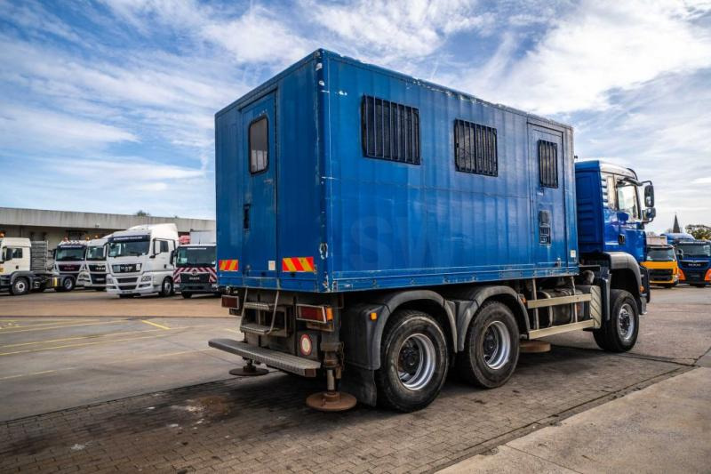 MAN TGA 33.363 FDAK- 6x6 + LABO - 박스 트럭 : 사진 4 MAN TGA 33.363 FDAK- 6x6 + LABO - 박스 트럭 : 사진 4