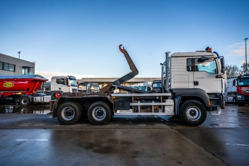 MAN TGA 33.430 BB - 후크 리프트 트럭 : 사진 3 MAN TGA 33.430 BB - 후크 리프트 트럭 : 사진 3