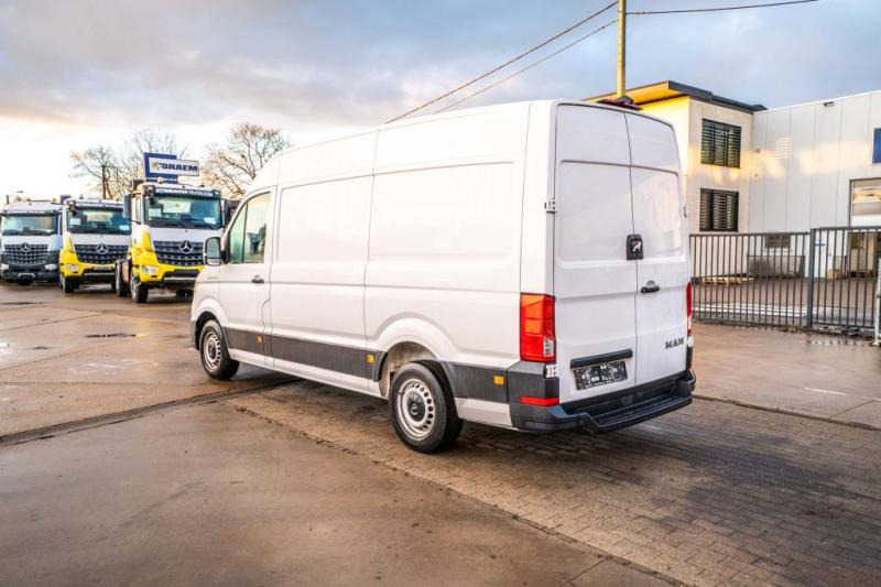 MAN TGE 3.140 - 패널 밴 : 사진 5 MAN TGE 3.140 - 패널 밴 : 사진 5