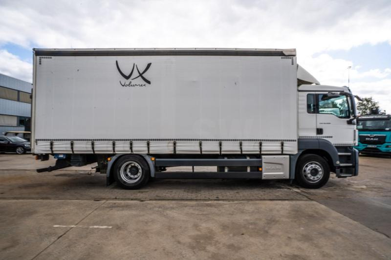 MAN TGS 18.400 BL - 커튼사이더 트럭 : 사진 3 MAN TGS 18.400 BL - 커튼사이더 트럭 : 사진 3