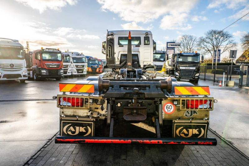 MAN TGS 33.470 BL - 64 456 KM - 후크 리프트 트럭 : 사진 5 MAN TGS 33.470 BL - 64 456 KM - 후크 리프트 트럭 : 사진 5