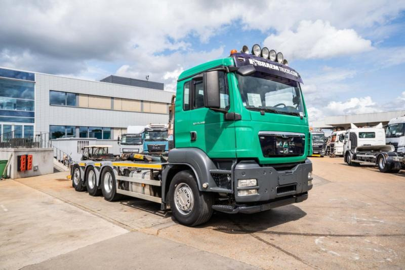 MAN TGS 35.440 BL 8x4-4 - 후크 리프트 트럭 : 사진 2 MAN TGS 35.440 BL 8x4-4 - 후크 리프트 트럭 : 사진 2