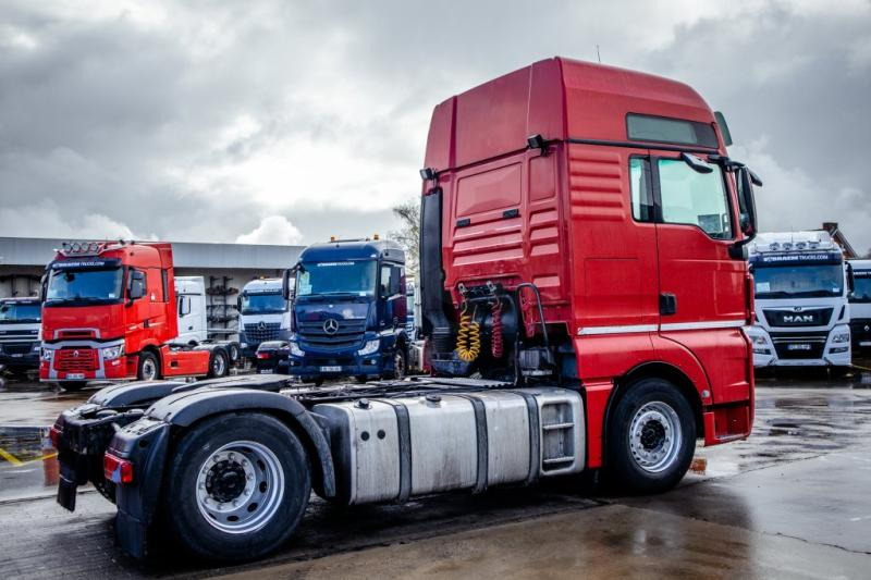 MAN TGX 18.440 XXL BLS - 트랙터 유닛 : 사진 5 MAN TGX 18.440 XXL BLS - 트랙터 유닛 : 사진 5