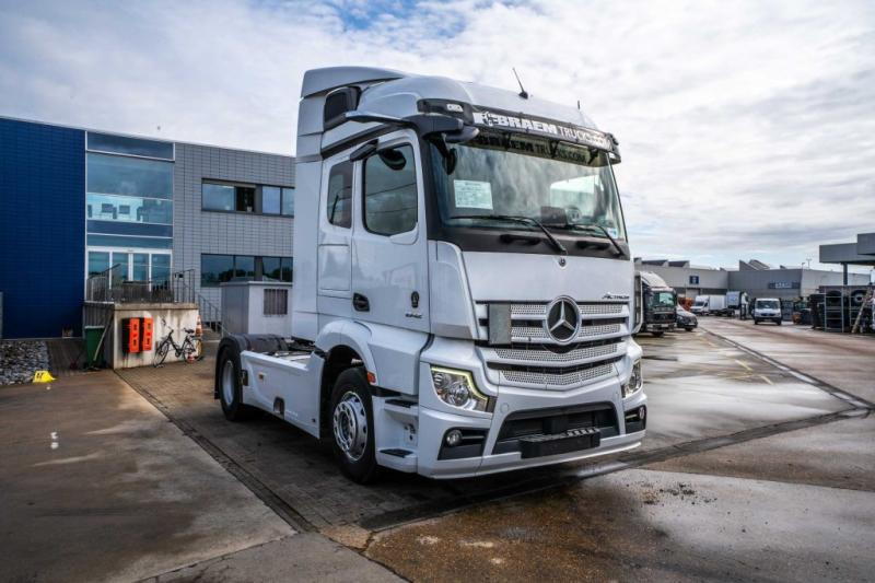 Mercedes ACTROS 1842 LS - 트랙터 유닛 : 사진 2 Mercedes ACTROS 1842 LS - 트랙터 유닛 : 사진 2