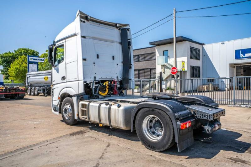 Mercedes ACTROS 1845 LS - 트랙터 유닛 : 사진 5 Mercedes ACTROS 1845 LS - 트랙터 유닛 : 사진 5