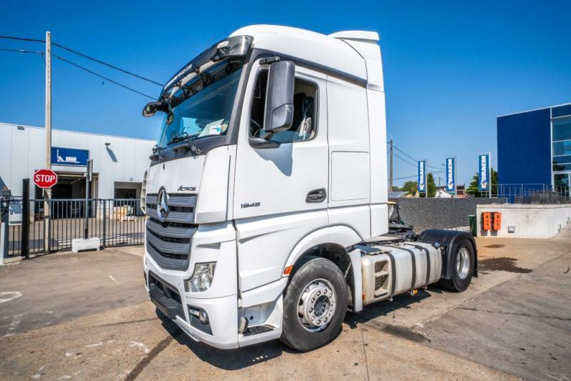 Mercedes ACTROS 1845 LS - 트랙터 유닛 : 사진 1 Mercedes ACTROS 1845 LS - 트랙터 유닛 : 사진 1