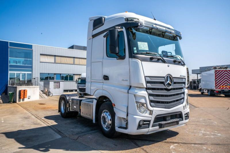Mercedes ACTROS 1845 LS - 트랙터 유닛 : 사진 2 Mercedes ACTROS 1845 LS - 트랙터 유닛 : 사진 2