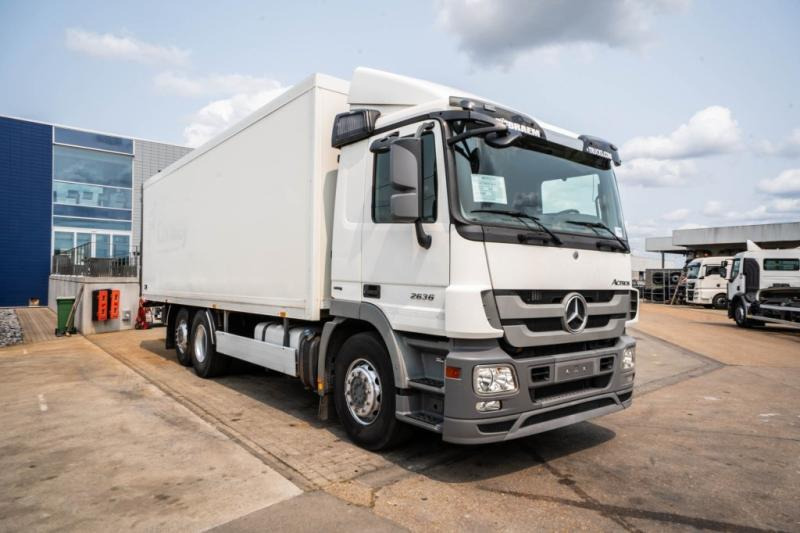 Mercedes ACTROS 2636 LL-MP3 - 박스 트럭 : 사진 2 Mercedes ACTROS 2636 LL-MP3 - 박스 트럭 : 사진 2