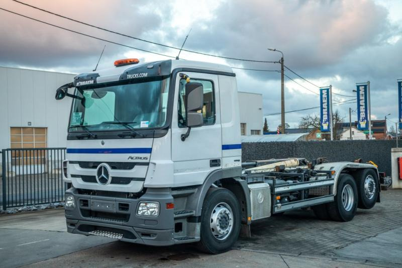 Mercedes ACTROS 2646 L-MP3 - 후크 리프트 트럭 : 사진 3 Mercedes ACTROS 2646 L-MP3 - 후크 리프트 트럭 : 사진 3