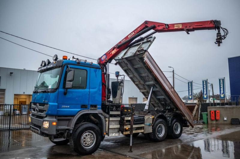 Mercedes ACTROS 3344 AK - HMF 1643 Z2 - 덤프트럭, 크레인 트럭 : 사진 1 Mercedes ACTROS 3344 AK - HMF 1643 Z2 - 덤프트럭, 크레인 트럭 : 사진 1