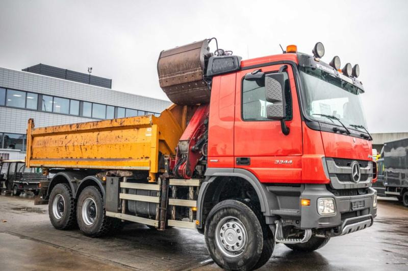 Mercedes ACTROS 3344 AK - HMF1643 Z2 - 덤프트럭, 크레인 트럭 : 사진 3 Mercedes ACTROS 3344 AK - HMF1643 Z2 - 덤프트럭, 크레인 트럭 : 사진 3
