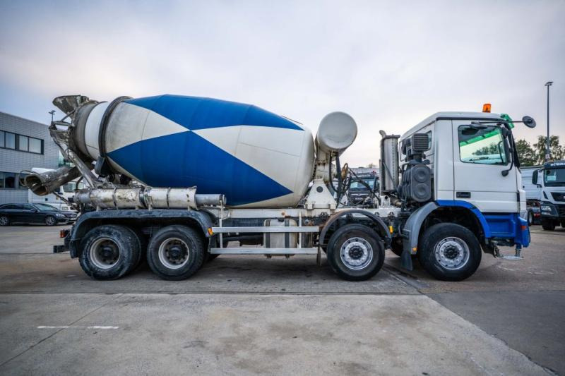 Mercedes ACTROS 4141 BB-MP2 + MIXER 9M3 - 콘크리트 믹서 트럭 : 사진 3 Mercedes ACTROS 4141 BB-MP2 + MIXER 9M3 - 콘크리트 믹서 트럭 : 사진 3