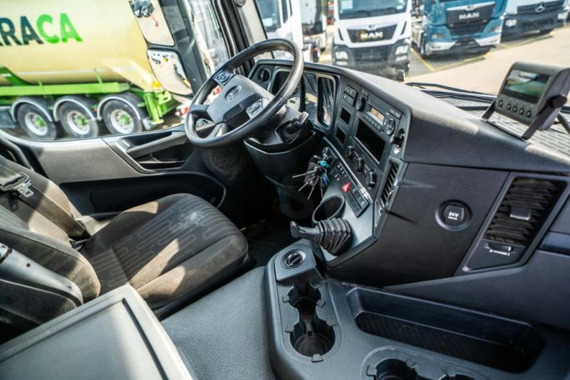 리스 Mercedes AROCS 3345 AS Mercedes AROCS 3345 AS : 사진 8 리스 Mercedes AROCS 3345 AS Mercedes AROCS 3345 AS : 사진 8