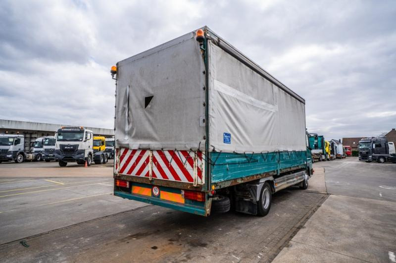 Mercedes ATEGO 917 L - 커튼사이더 트럭 : 사진 3 Mercedes ATEGO 917 L - 커튼사이더 트럭 : 사진 3