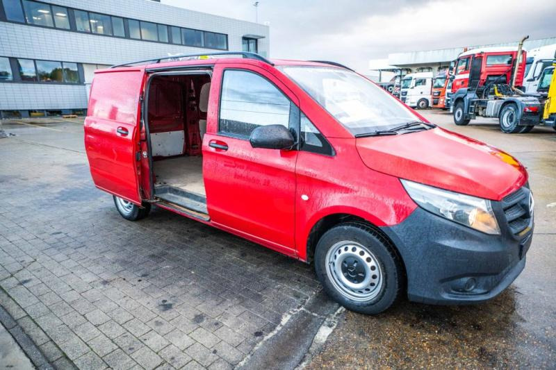 소형 밴 Mercedes VITO 114 CDI : 사진 6