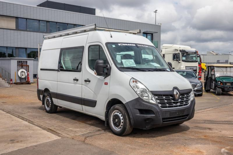 Renault MASTER 125 DCI + 6+1 personen - 패널 밴 : 사진 2 Renault MASTER 125 DCI + 6+1 personen - 패널 밴 : 사진 2