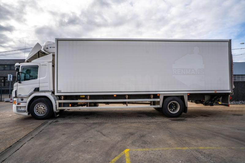 Scania P320 - THERMOKING T-1000R - 냉동탑차 : 사진 4 Scania P320 - THERMOKING T-1000R - 냉동탑차 : 사진 4