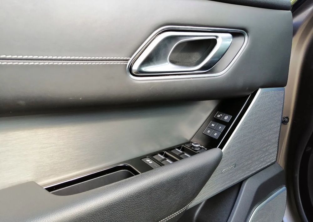 Land Rover Inny - SUV : 사진 5 Land Rover Inny - SUV : 사진 5