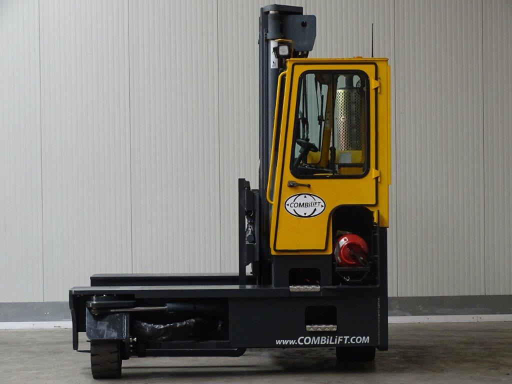 Combilift C8000 - TRIPLEX - 4방향 리치 트럭 : 사진 4 Combilift C8000 - TRIPLEX - 4방향 리치 트럭 : 사진 4