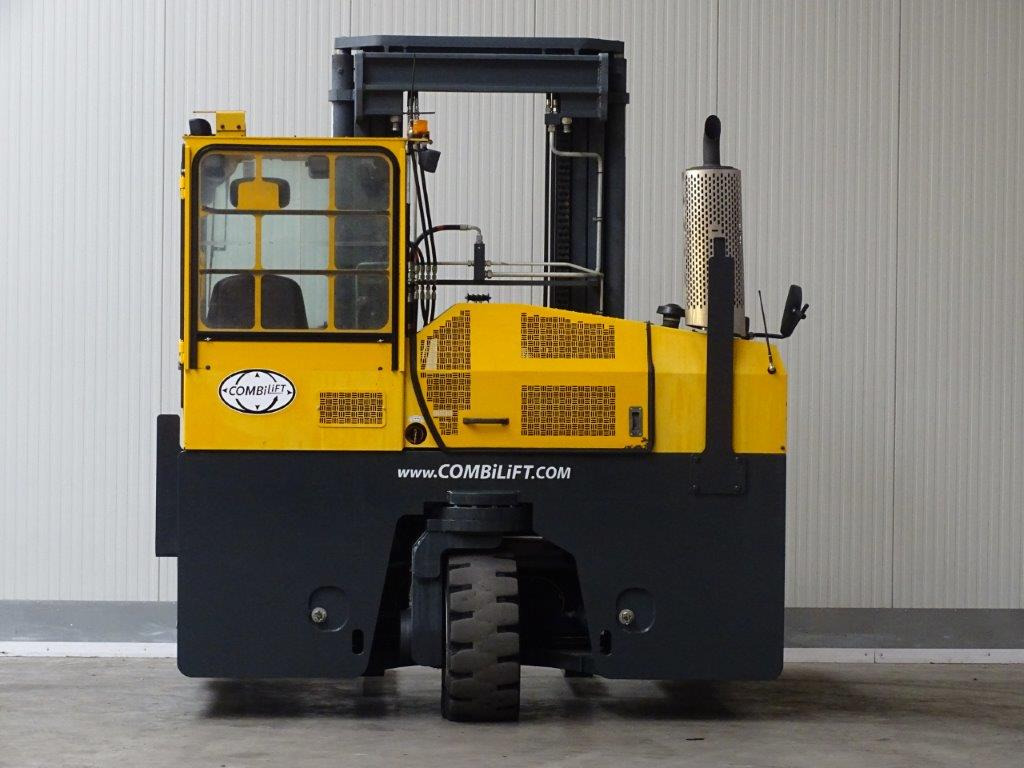 Combilift C8000 - TRIPLEX - 4방향 리치 트럭 : 사진 5 Combilift C8000 - TRIPLEX - 4방향 리치 트럭 : 사진 5
