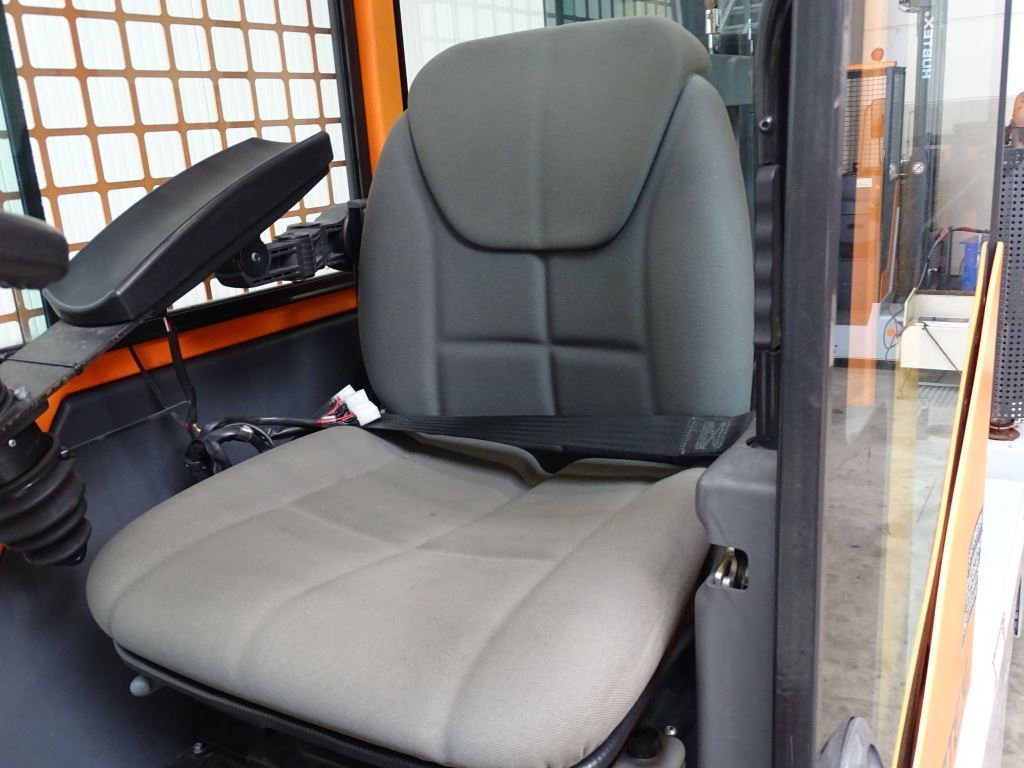 Hubtex S50G - 652 MTH - GAS - 사이드 로더 : 사진 2 Hubtex S50G - 652 MTH - GAS - 사이드 로더 : 사진 2