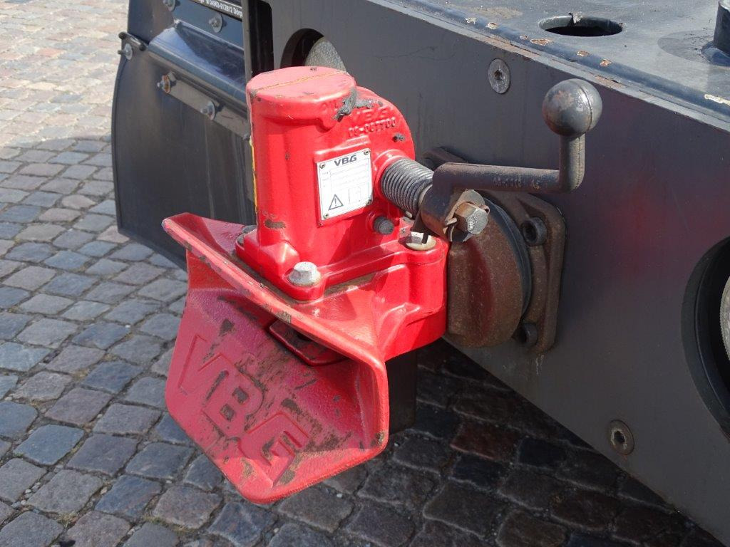 터미널 트랙터 Kalmar TTX182A - Strassenzulassung : 사진 10