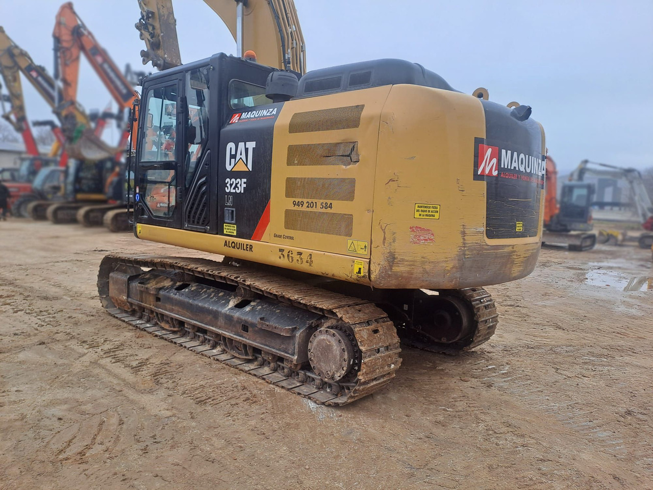 CATERPILLAR 323FLN IHC - 크롤러 굴삭기 : 사진 5 CATERPILLAR 323FLN IHC - 크롤러 굴삭기 : 사진 5