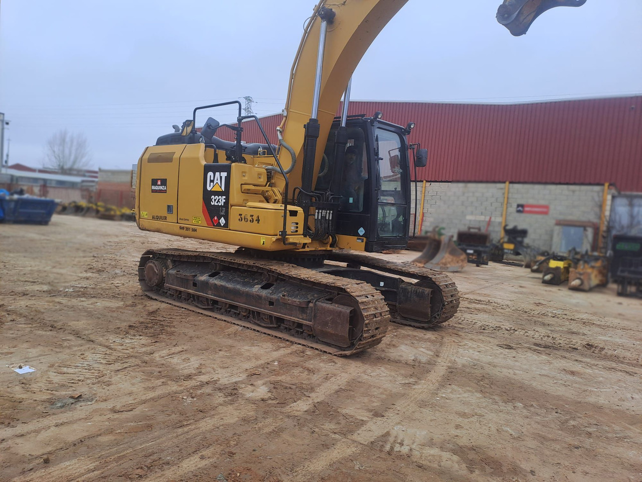 CATERPILLAR 323FLN IHC - 크롤러 굴삭기 : 사진 4 CATERPILLAR 323FLN IHC - 크롤러 굴삭기 : 사진 4