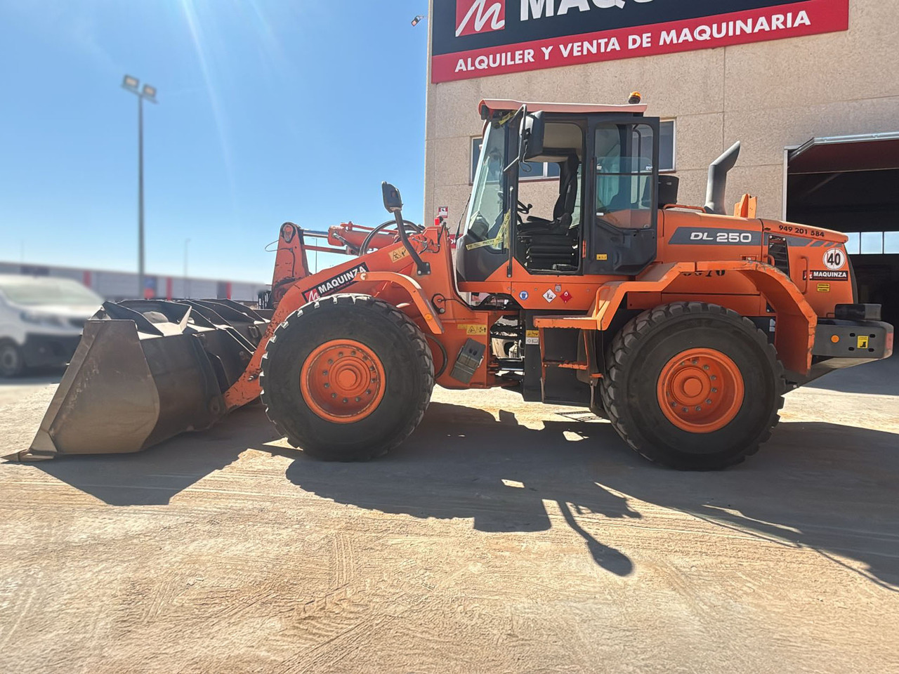 DOOSAN DL250-3 - 휠 로더 : 사진 3 DOOSAN DL250-3 - 휠 로더 : 사진 3