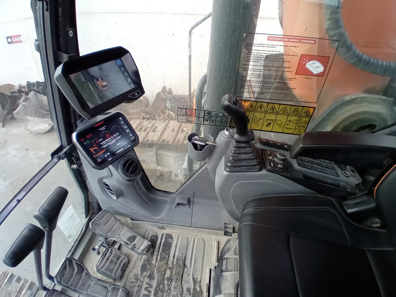 크롤러 굴삭기 DOOSAN DX350LC-7 : 사진 13 크롤러 굴삭기 DOOSAN DX350LC-7 : 사진 13