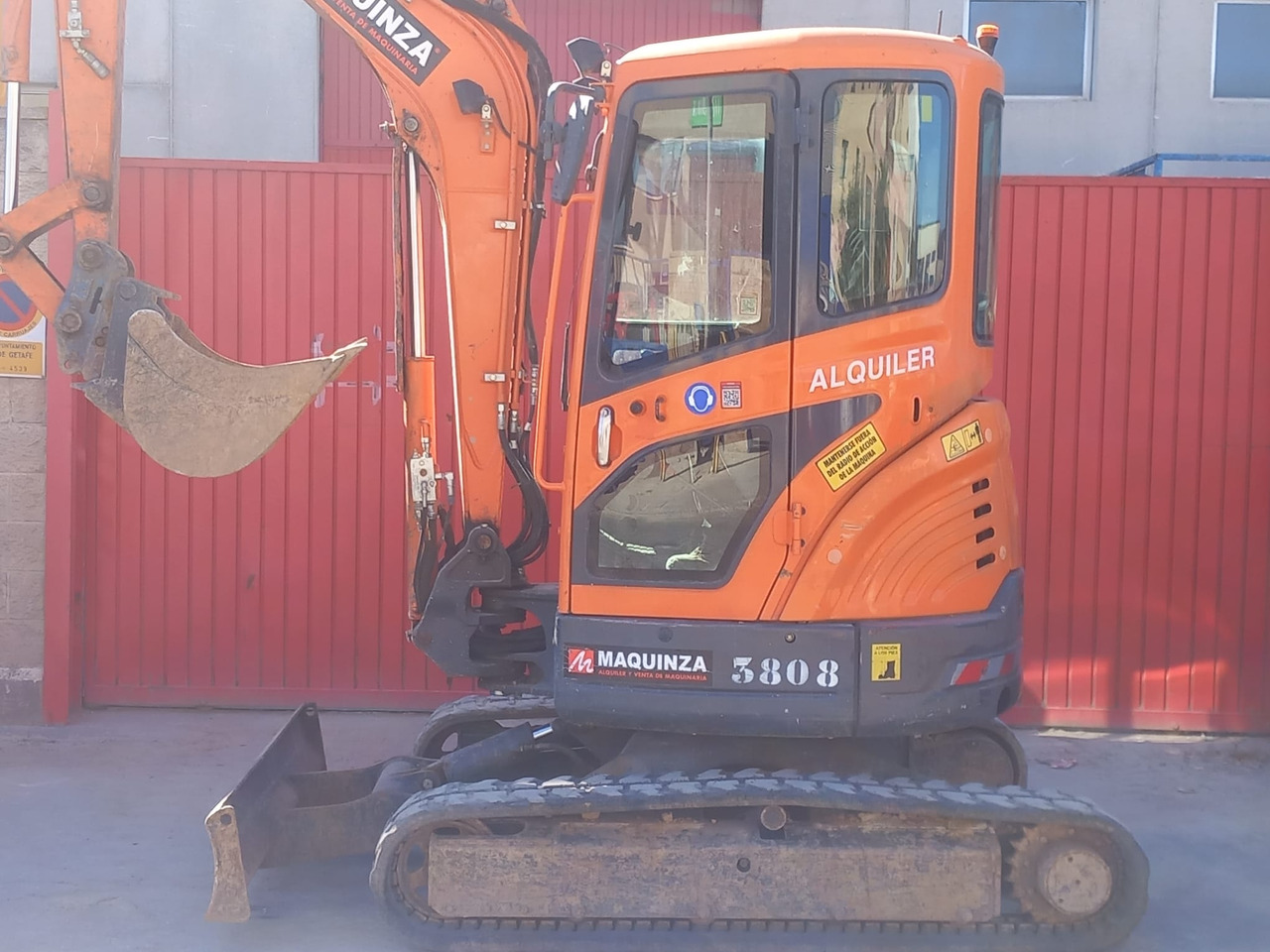 DOOSAN DX35Z - 미니 굴삭기 : 사진 1 DOOSAN DX35Z - 미니 굴삭기 : 사진 1