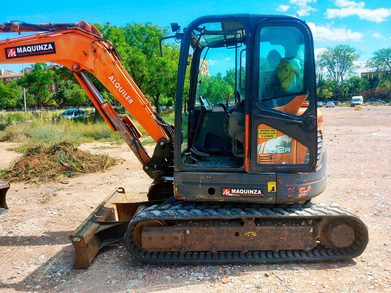 DOOSAN DX62R-3 - 미니 굴삭기 : 사진 2 DOOSAN DX62R-3 - 미니 굴삭기 : 사진 2
