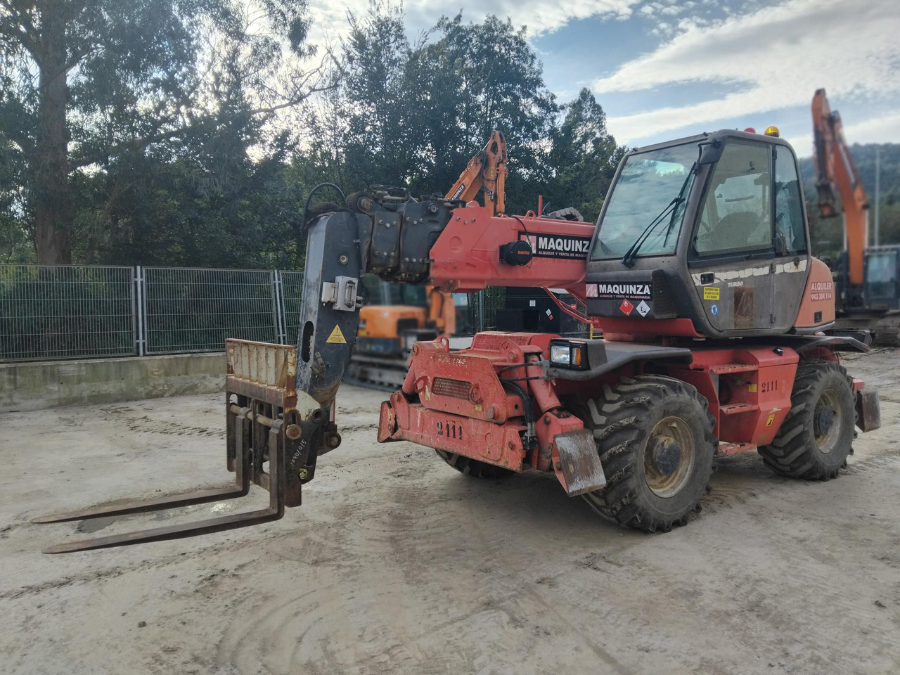 MANITOU MRT1742 - 텔레스코픽 핸들러 : 사진 4 MANITOU MRT1742 - 텔레스코픽 핸들러 : 사진 4