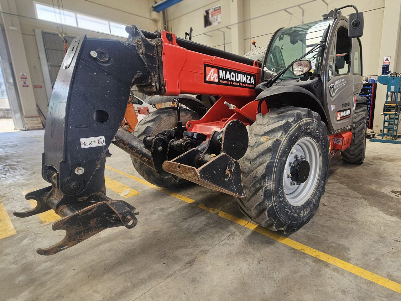 MANITOU MT1335 EASY - 텔레스코픽 핸들러 : 사진 2 MANITOU MT1335 EASY - 텔레스코픽 핸들러 : 사진 2