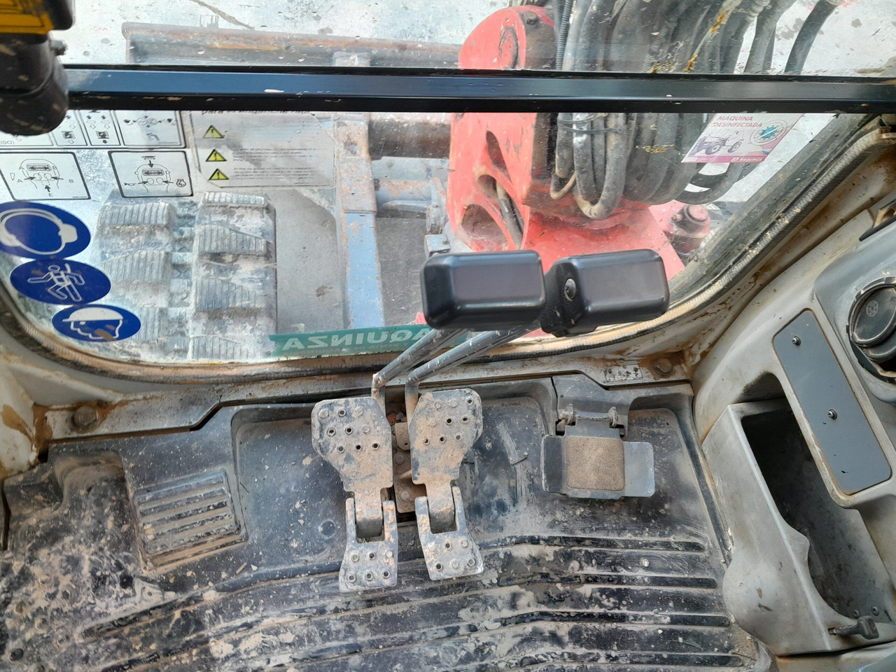 리스  TAKEUCHI TB250 TAKEUCHI TB250 : 사진 14