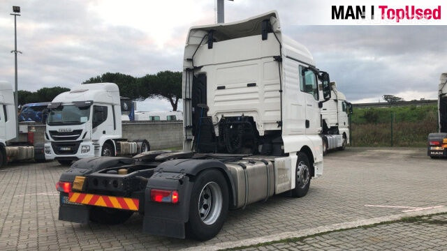 MAN TGX 18.500 4X2 BLS - 트랙터 유닛 : 사진 4 MAN TGX 18.500 4X2 BLS - 트랙터 유닛 : 사진 4