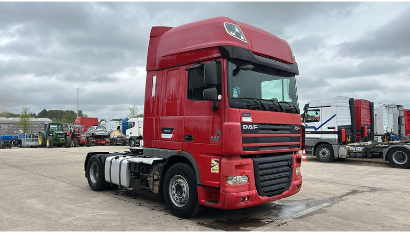 DAF 105 XF 460 (BOITE MANUELLE / MANUAL GEARBOX / TRES PROPRE) - 트랙터 유닛 : 사진 3 DAF 105 XF 460 (BOITE MANUELLE / MANUAL GEARBOX / TRES PROPRE) - 트랙터 유닛 : 사진 3